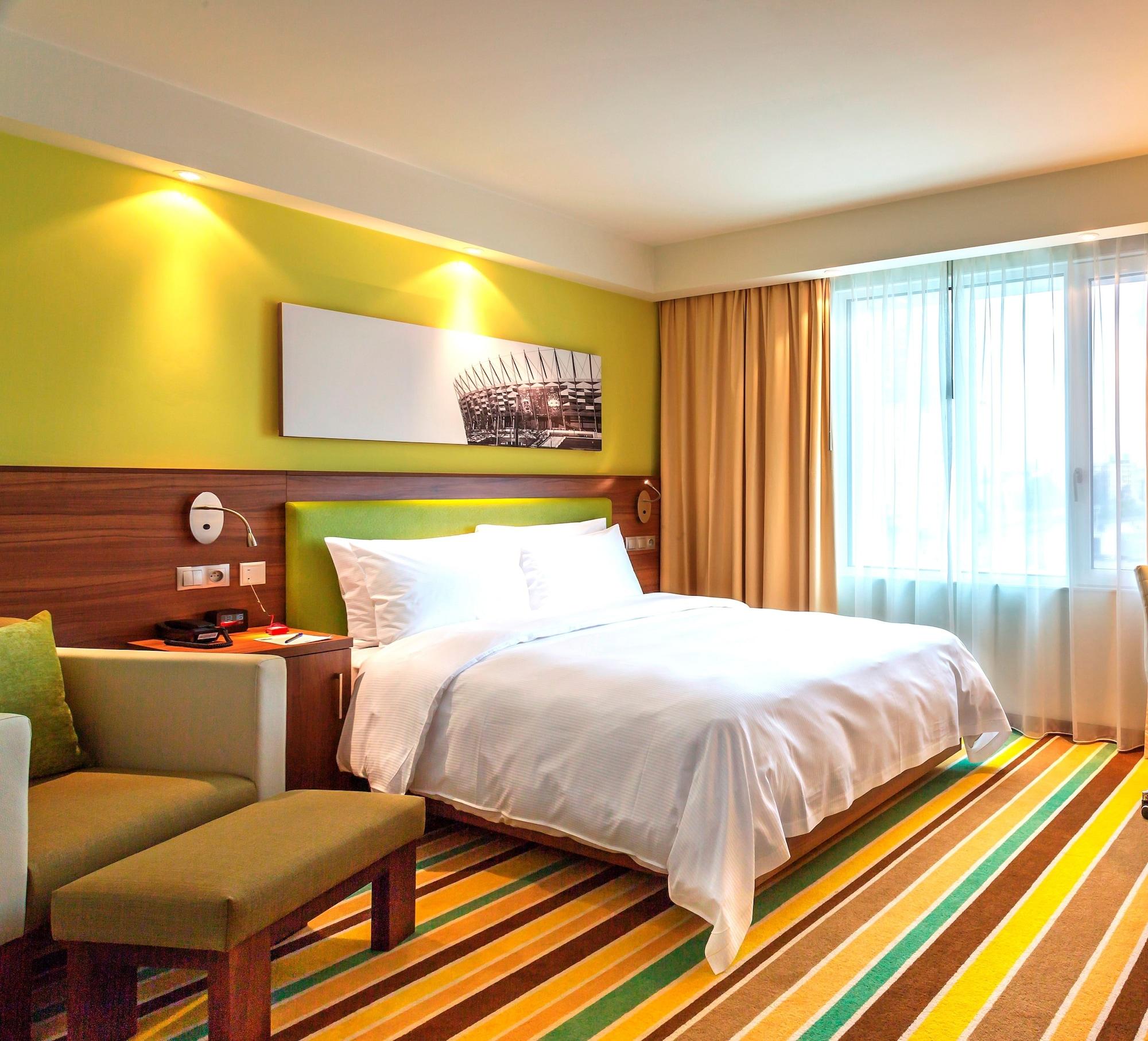 Hampton By Hilton Centre Hotell 3*