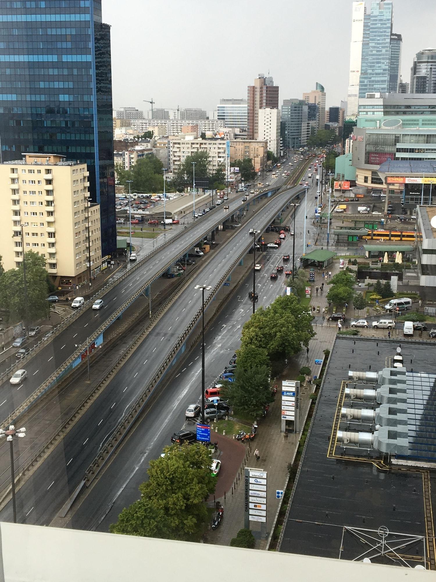 Hampton By Hilton Centre Hotell