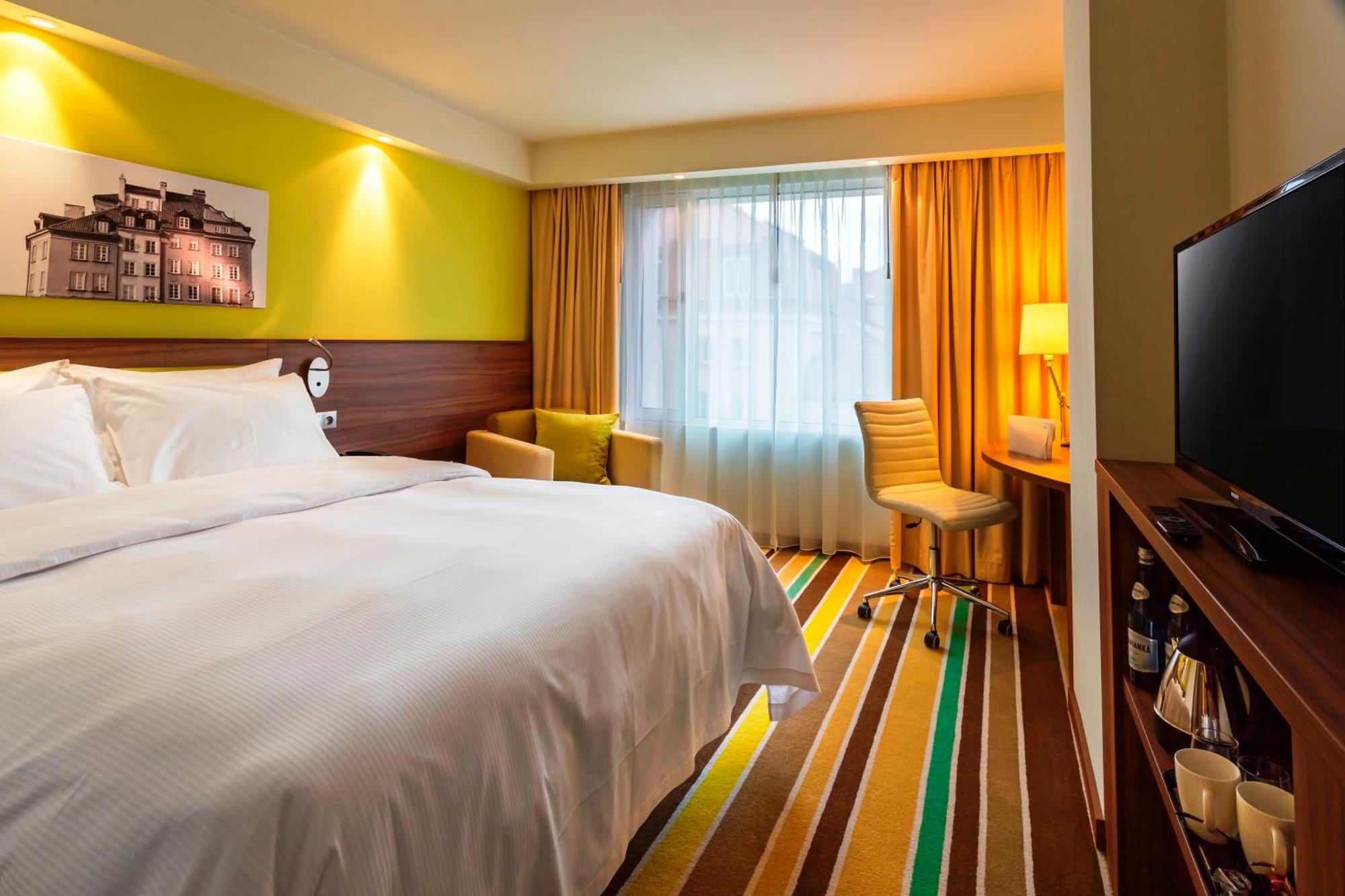 Hotell Hampton By Hilton Centre 3*